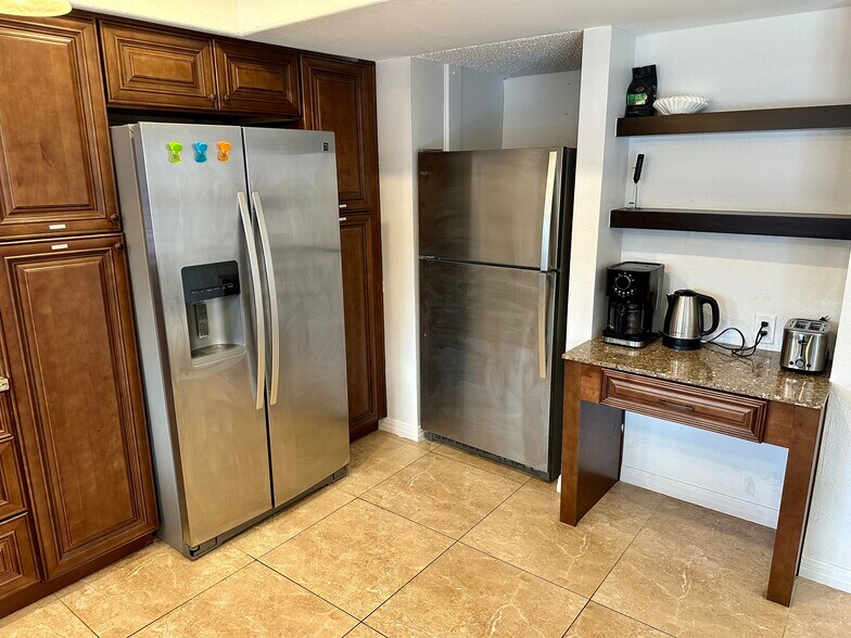 Building Photo - 4329 Murillo St