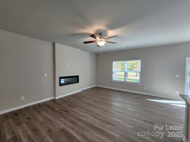 Building Photo - 12526 Susanna Dr