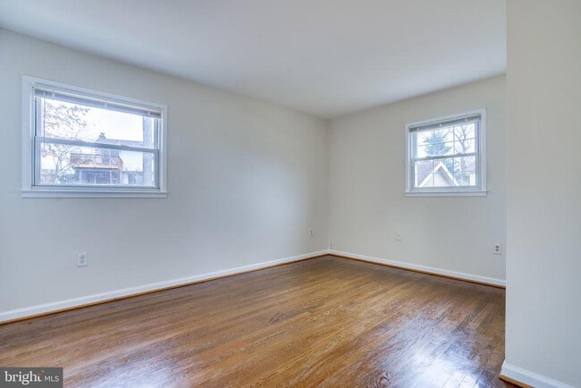 Building Photo - 13636 Greenwood Dr