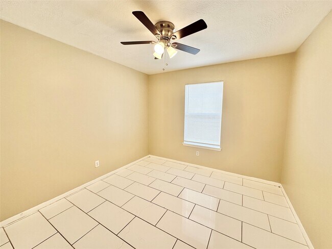 Building Photo - 19803 Cannon Fire Dr