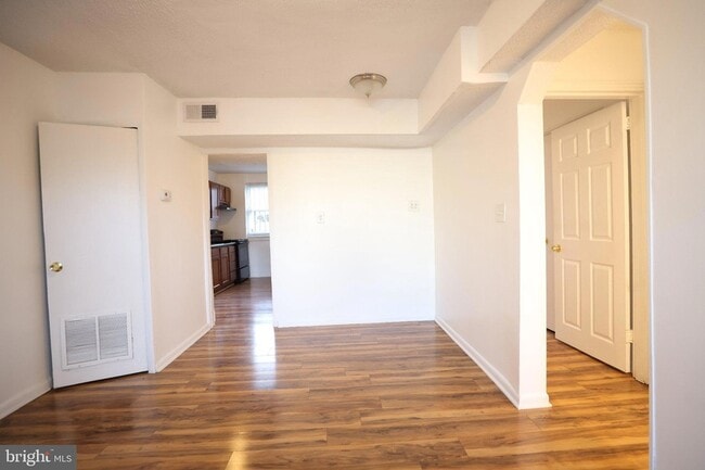 Building Photo - 4329 Halley Terrace SE