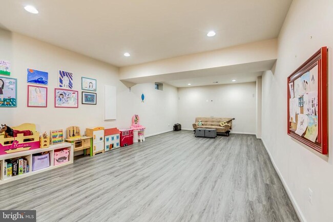 Building Photo - 3873 Billberry Dr