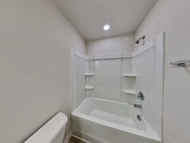 Building Photo - Beautiful Townhome 3 Bedroom 2.5 Bath Located in Canton, GA!!