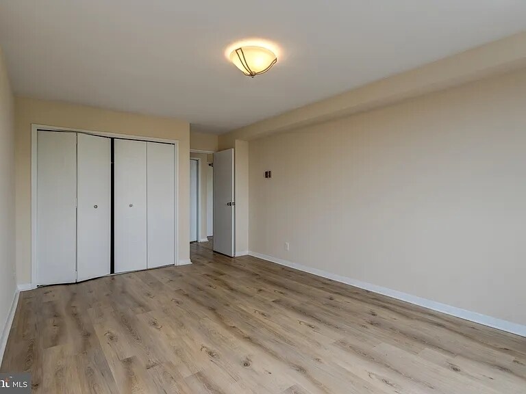 Building Photo - 1900 Lyttonsville Rd