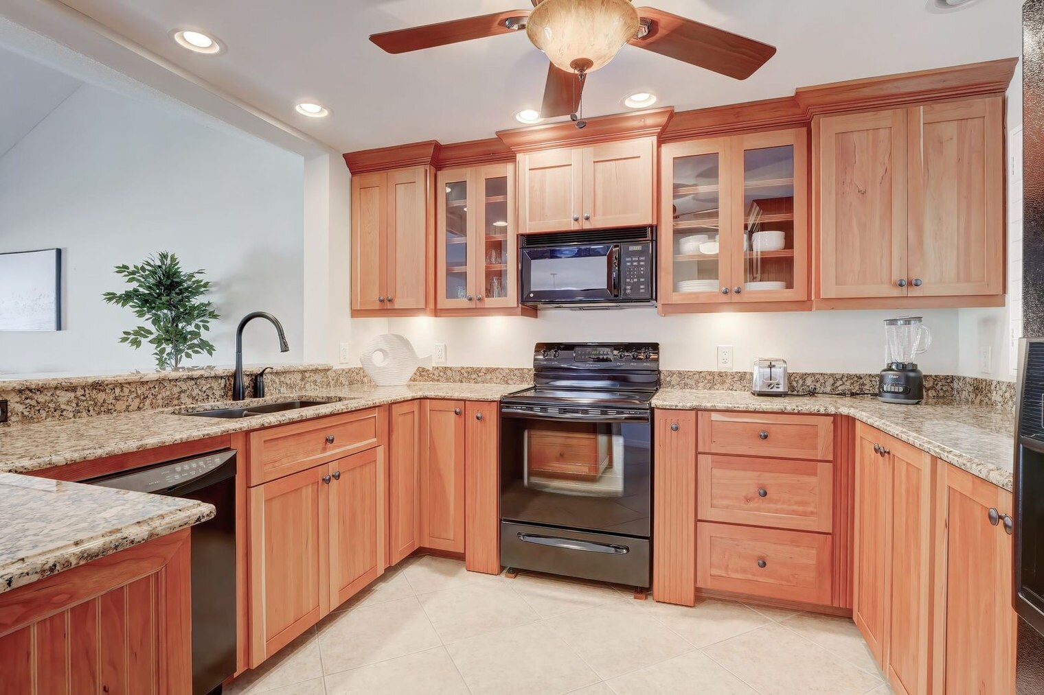 Building Photo - 1501 Chesapeake Ave