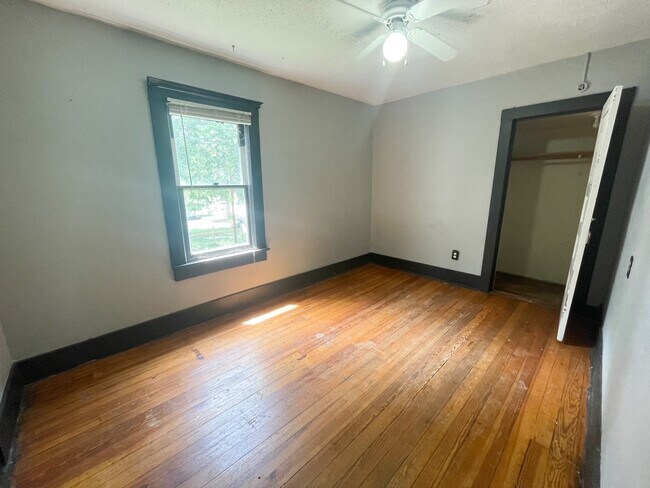 Building Photo - 612 Fremont St