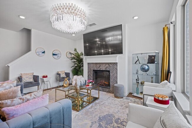 Building Photo - 13217 Ridings Dr