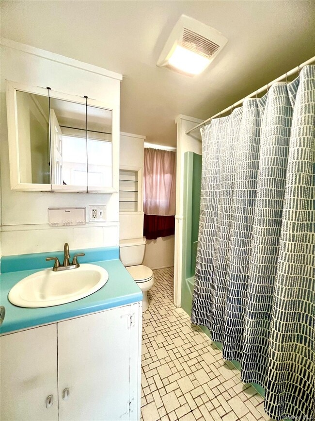 Building Photo - 25 Beacon St