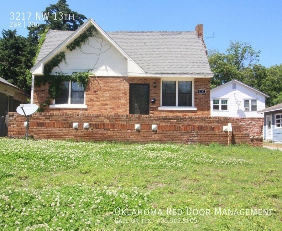 Building Photo - 3217 NW 13th St