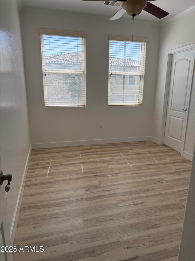 Building Photo - 2670 S Voyager Dr
