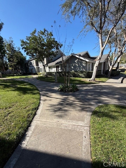 Building Photo - 63 Thicket