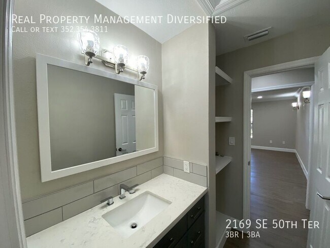 Building Photo - 2169 SE 50th Terrace