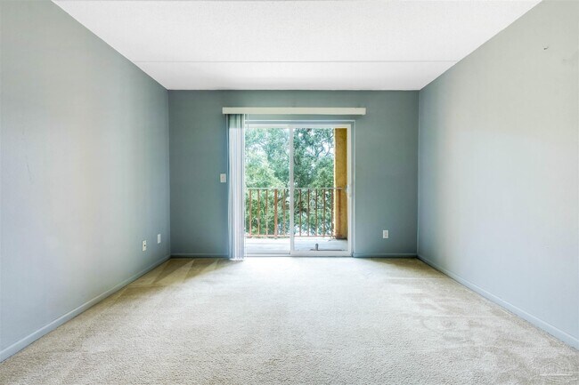 Building Photo - 209 W Miracle Strip Pkwy