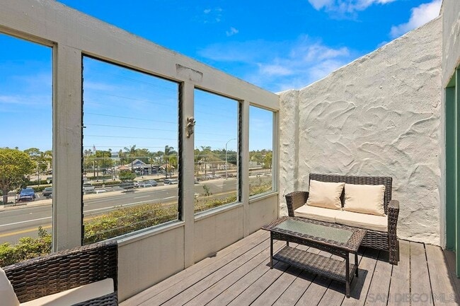 Building Photo - 378 Playa Blanca
