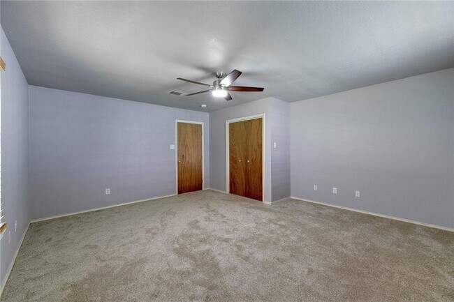 Building Photo - 6402 Santos St