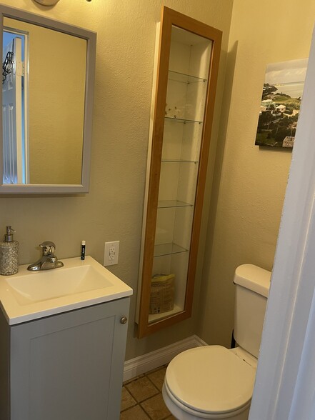 Building Photo - 4240 Francis Way