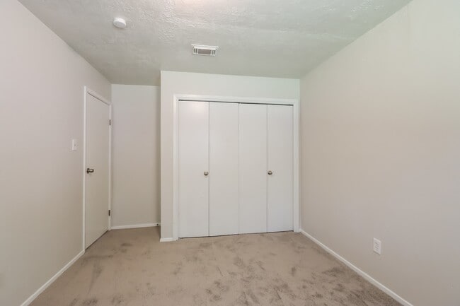 Building Photo - 5312 Lynngate Dr