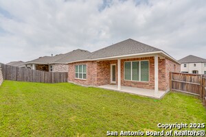 Building Photo - 1114 Aidenbaum