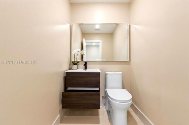 Building Photo - 1905 NW 62nd Terrace