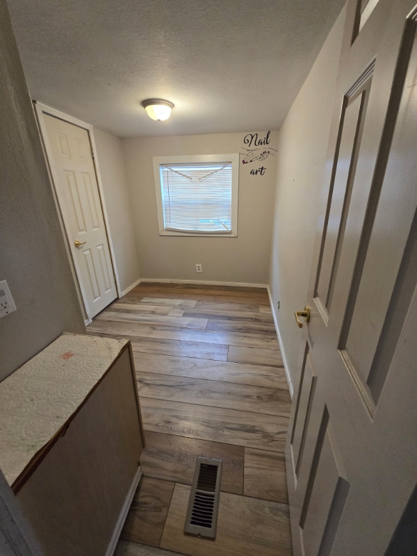 Building Photo - 10 9th Ave