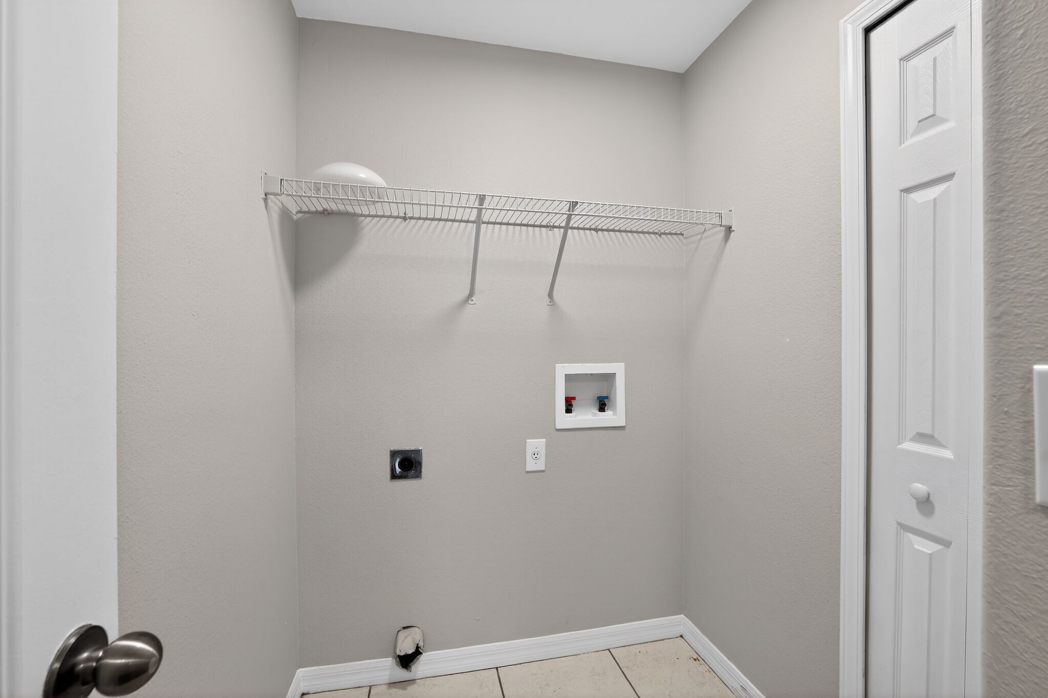 Building Photo - 10629 Shady Preserve Dr