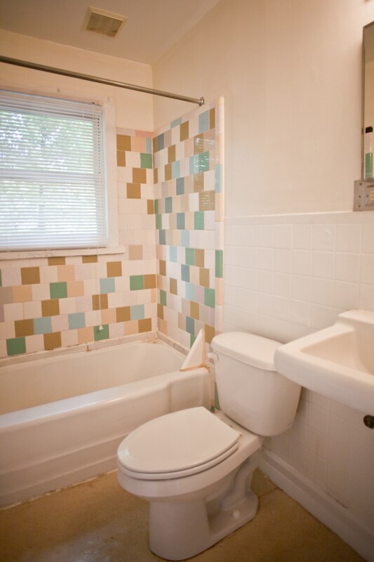 Building Photo - 507 Pine Bluff Trail