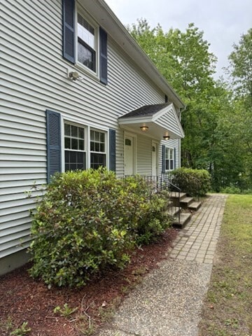 Building Photo - 607 Flat Hill Rd