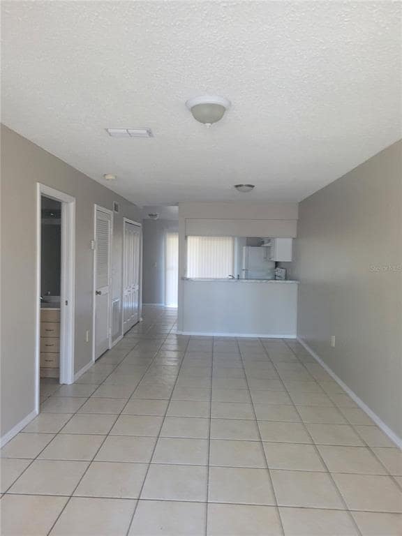 Building Photo - 3102 Enclave Ct