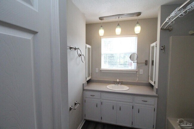 Building Photo - 2974 Duke Dr