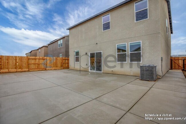 Building Photo - 4654 Sami Jo Dr