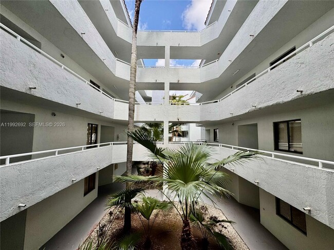 Building Photo - 8335 SW 152nd Ave