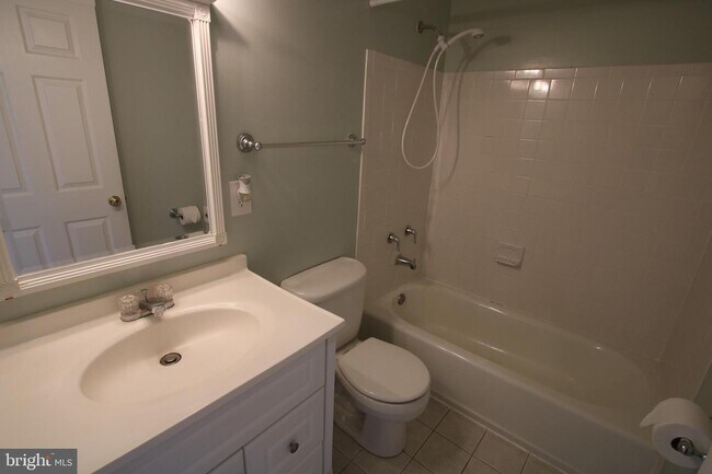 Building Photo - 11021 Outpost Dr