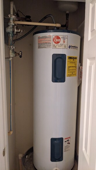 Building Photo - 6349 Wellington Walk Way