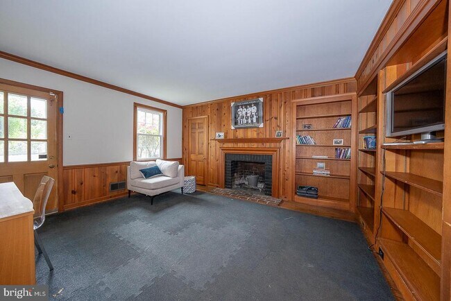 Building Photo - 538 Conestoga Rd