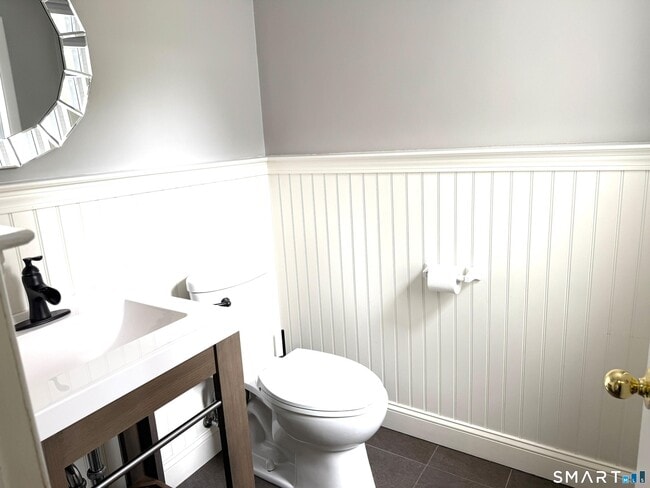 Building Photo - 28 Miamis Rd