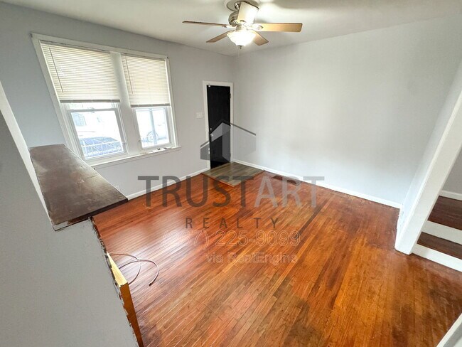 Building Photo - 6650 Vandike St