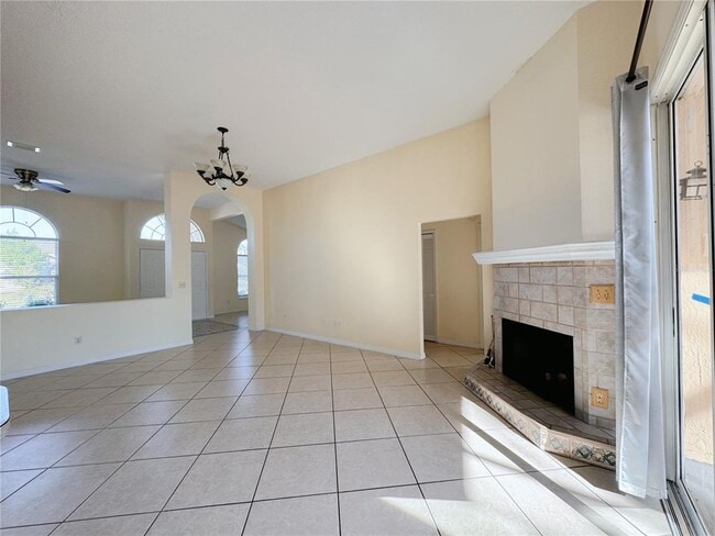 Building Photo - 2436 Deermeadow Dr