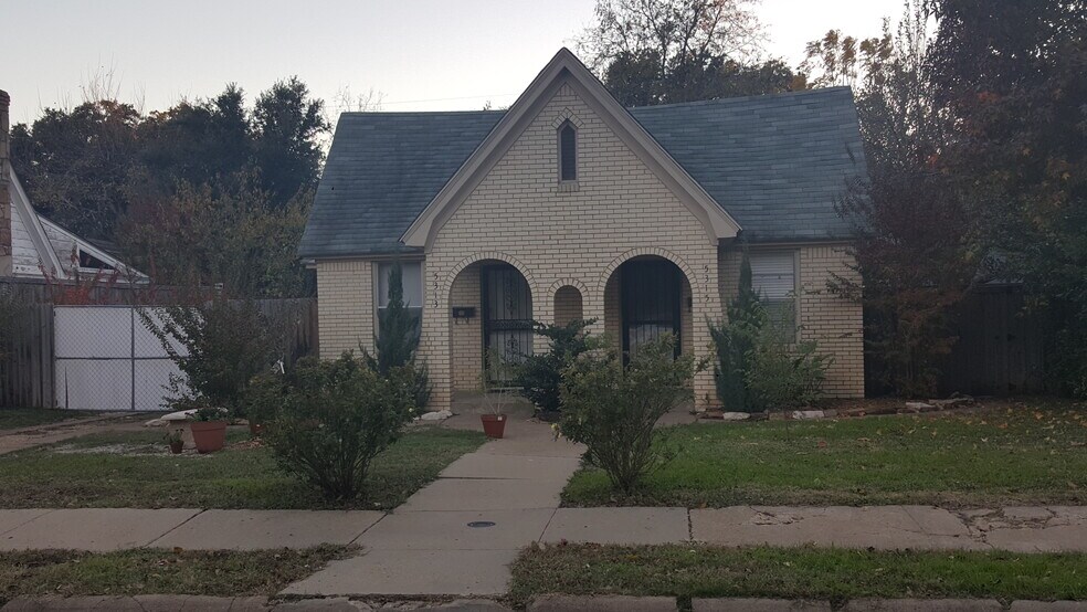 Primary Photo - 5313 Parkland Ave