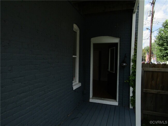 Building Photo - 1015 N 35th St