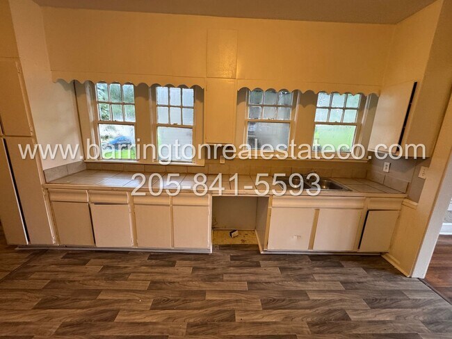 Building Photo - 1345 46th St Ensley