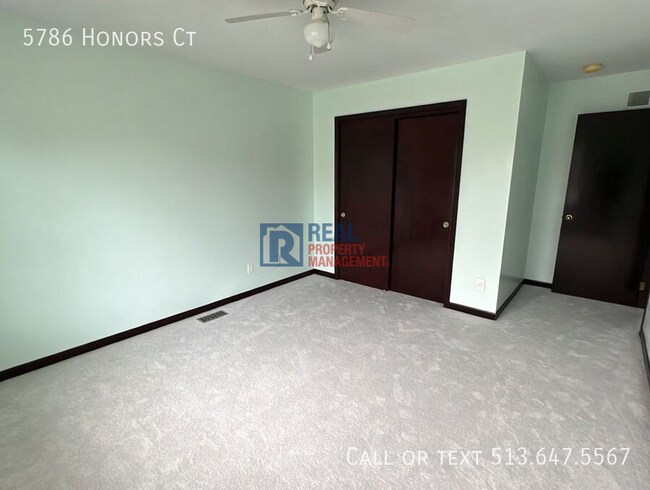 Building Photo - 5786 Honors Ct