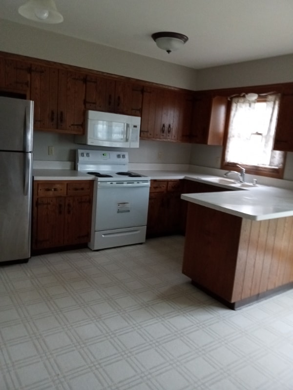 Building Photo - 3419 28th Ave