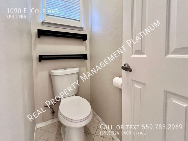 Building Photo - 1090 E Cole Ave