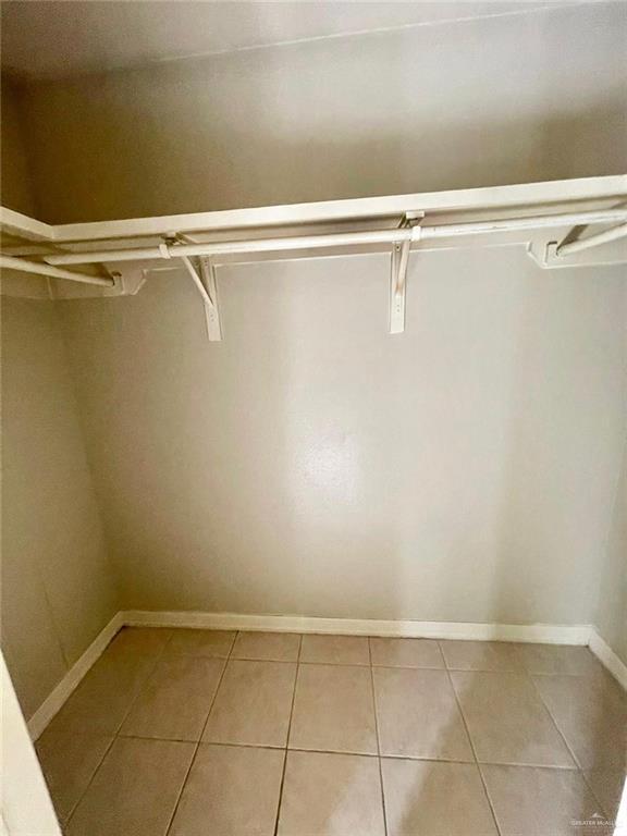 Building Photo - 15 S Dahlia St