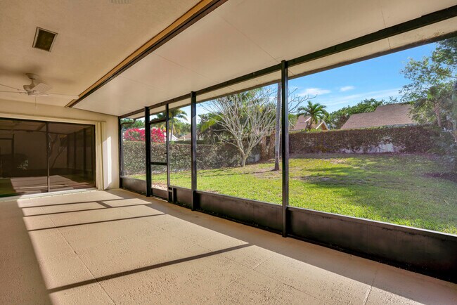 Building Photo - 143 Cape Pointe Cir