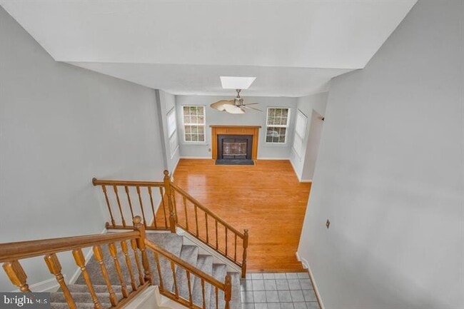 Building Photo - 4325 Lord Fairfax Ct
