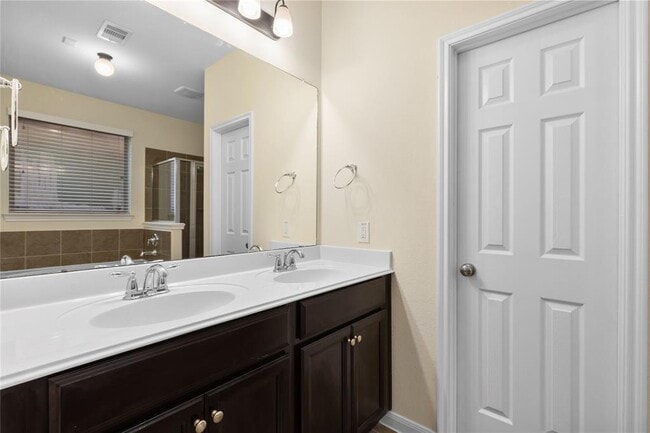 Building Photo - 4855 Palomar Ln