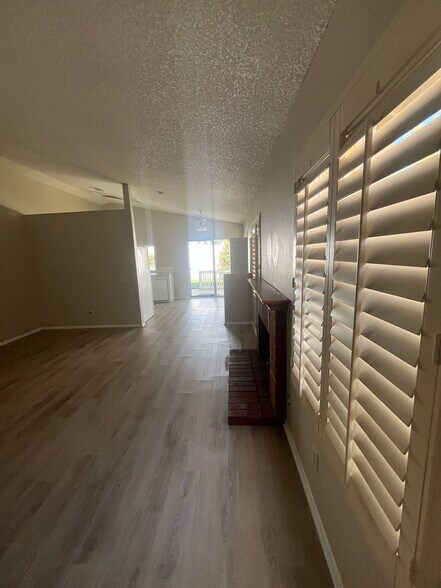 Primary Photo - 14864 Spinnaker Ln