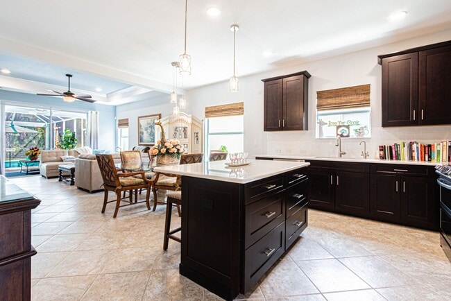 Building Photo - Seasonal or Annual Luxury Home With Pool in Reflection Lakes - AVAIL APRIL-FORWARD