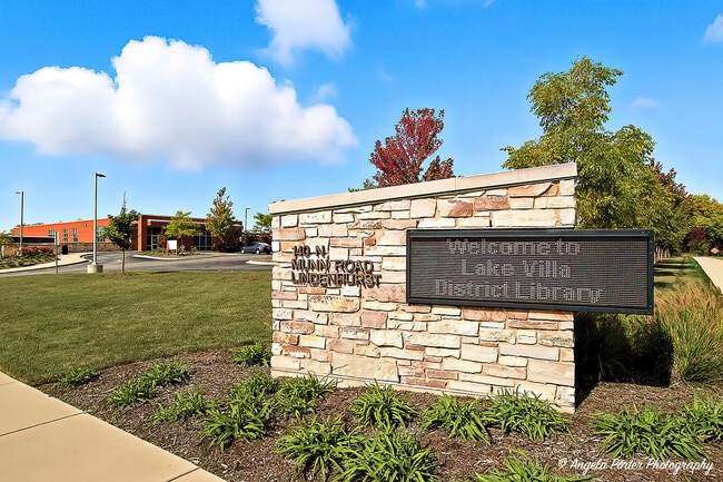 Building Photo - 38390 N Munn Rd